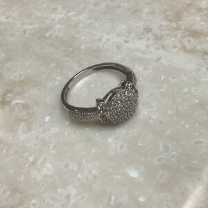 😍14 Kt White Gold & Diamond Ring 😍 NWOT